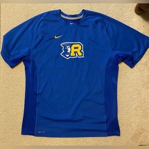 Nike dry-fit size XL boys short sleeves